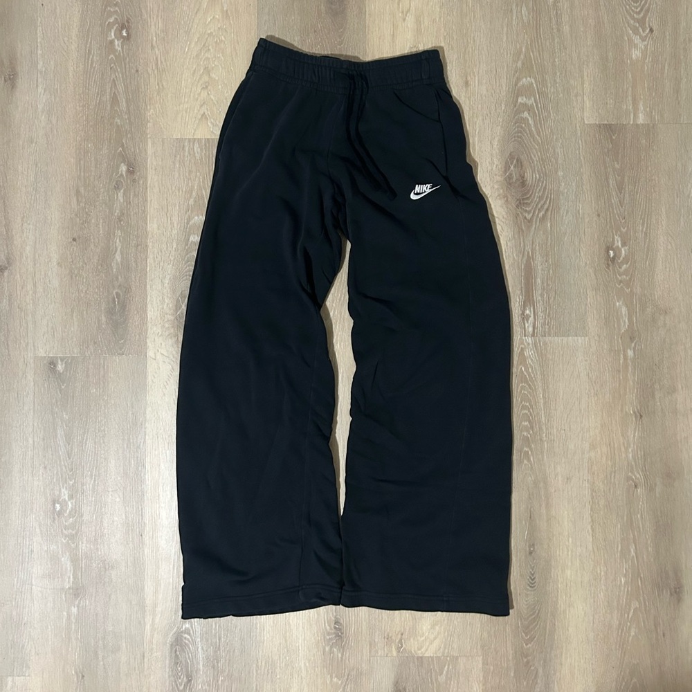 Nike Wide Leg Sweatpants